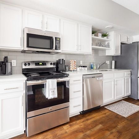 Luxury Downtown Townhome Unit 15 Кливленд Экстерьер фото